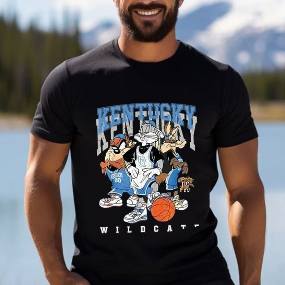 Kentucky Wildcats Looney Tunes Retro Basketball Fan T-Shirt 81